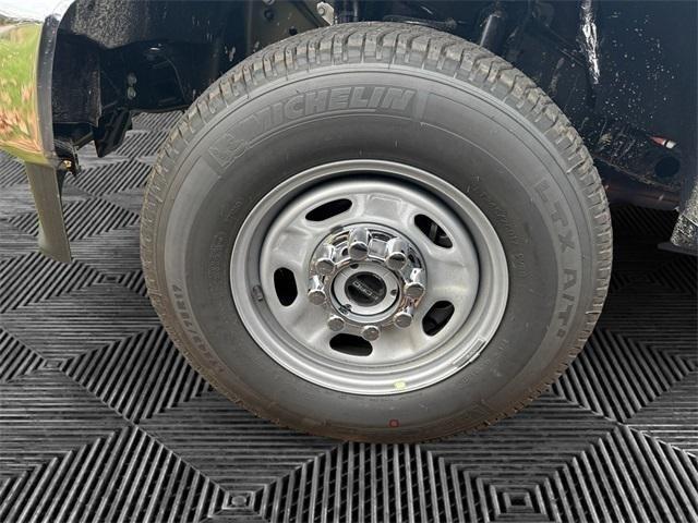 new 2025 Ford F-250 car, priced at $58,860