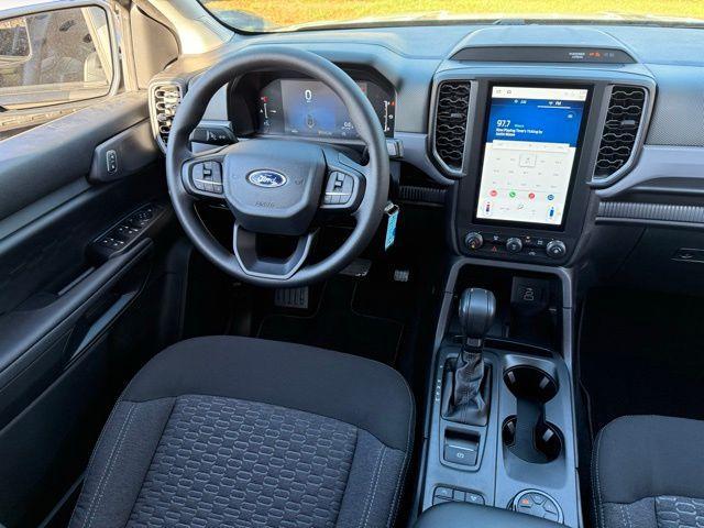 new 2025 Ford Ranger car, priced at $39,298