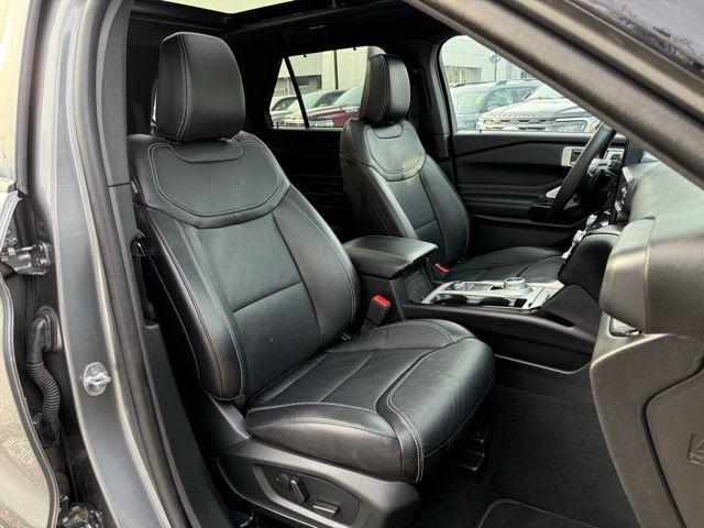 used 2023 Ford Explorer car, priced at $43,999