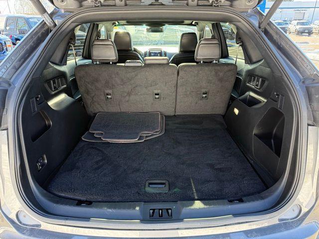 used 2022 Ford Edge car, priced at $21,995