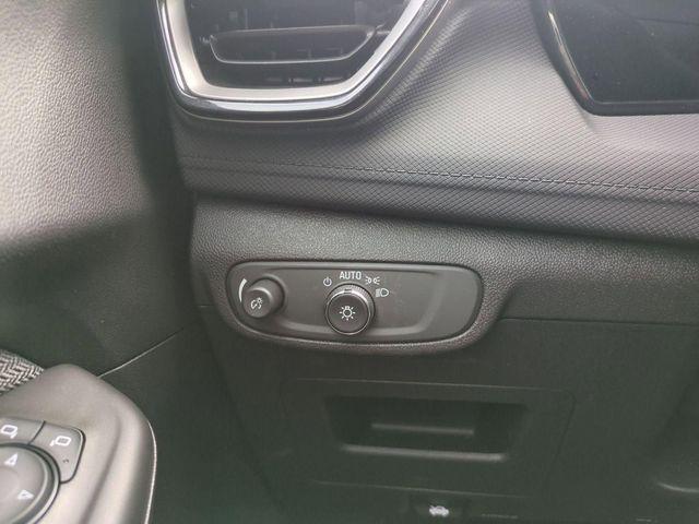 used 2025 Chevrolet TrailBlazer car, priced at $22,495