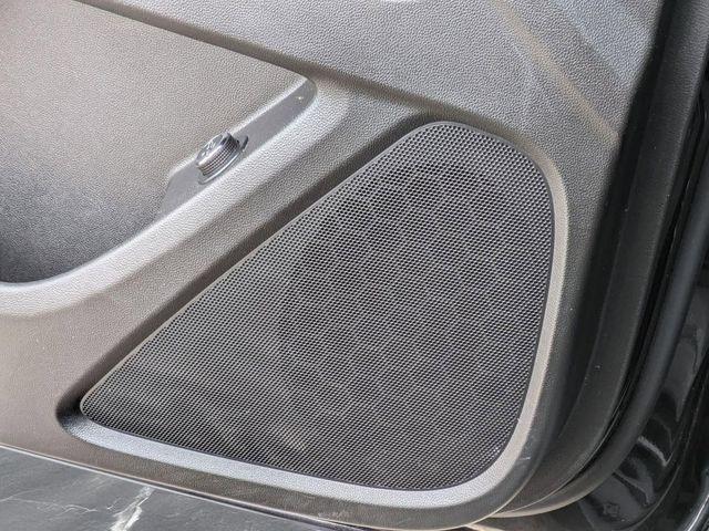 used 2023 Chevrolet Traverse car, priced at $30,495