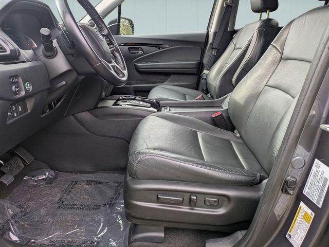 used 2021 Honda Pilot car, priced at $27,499