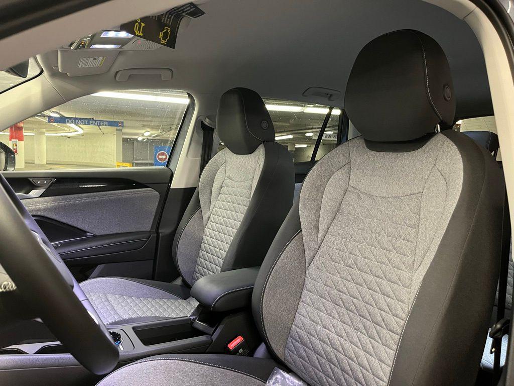 new 2026 Volkswagen Tiguan car, priced at $33,295