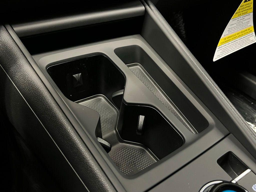 new 2026 Volkswagen Tiguan car, priced at $33,295