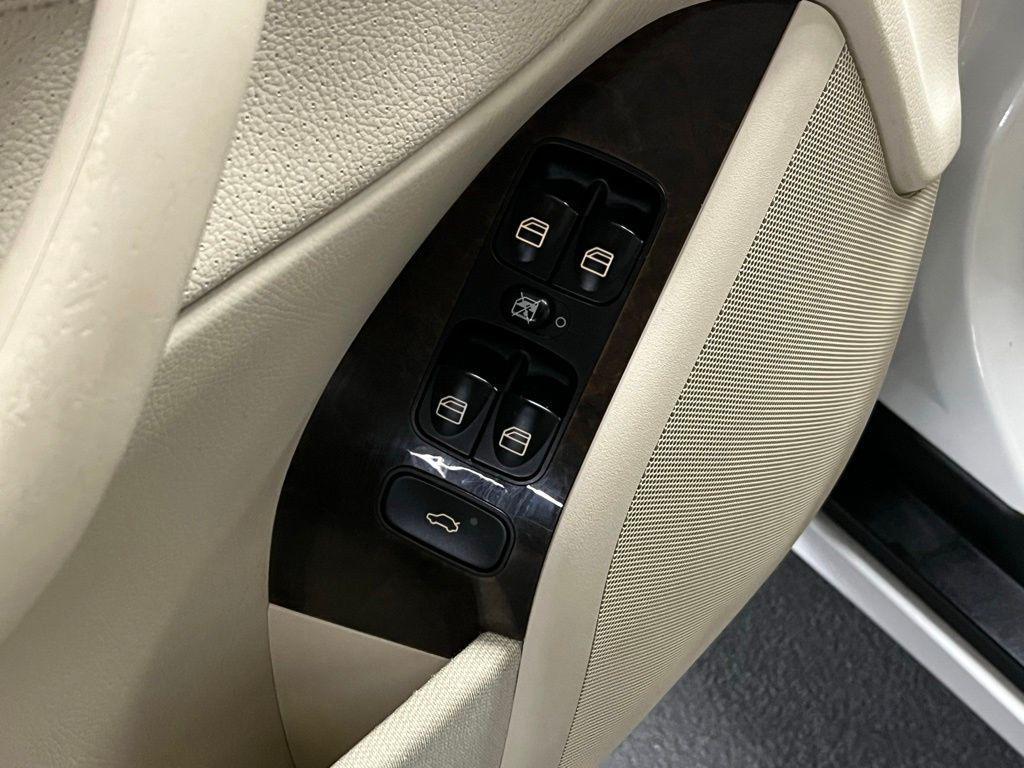 used 2007 Mercedes-Benz C-Class car, priced at $10,412