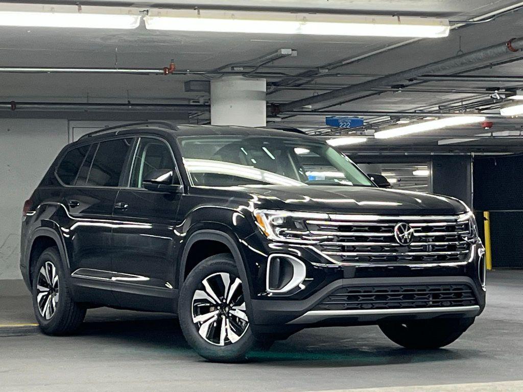 new 2026 Volkswagen Atlas Cross Sport car, priced at $43,021