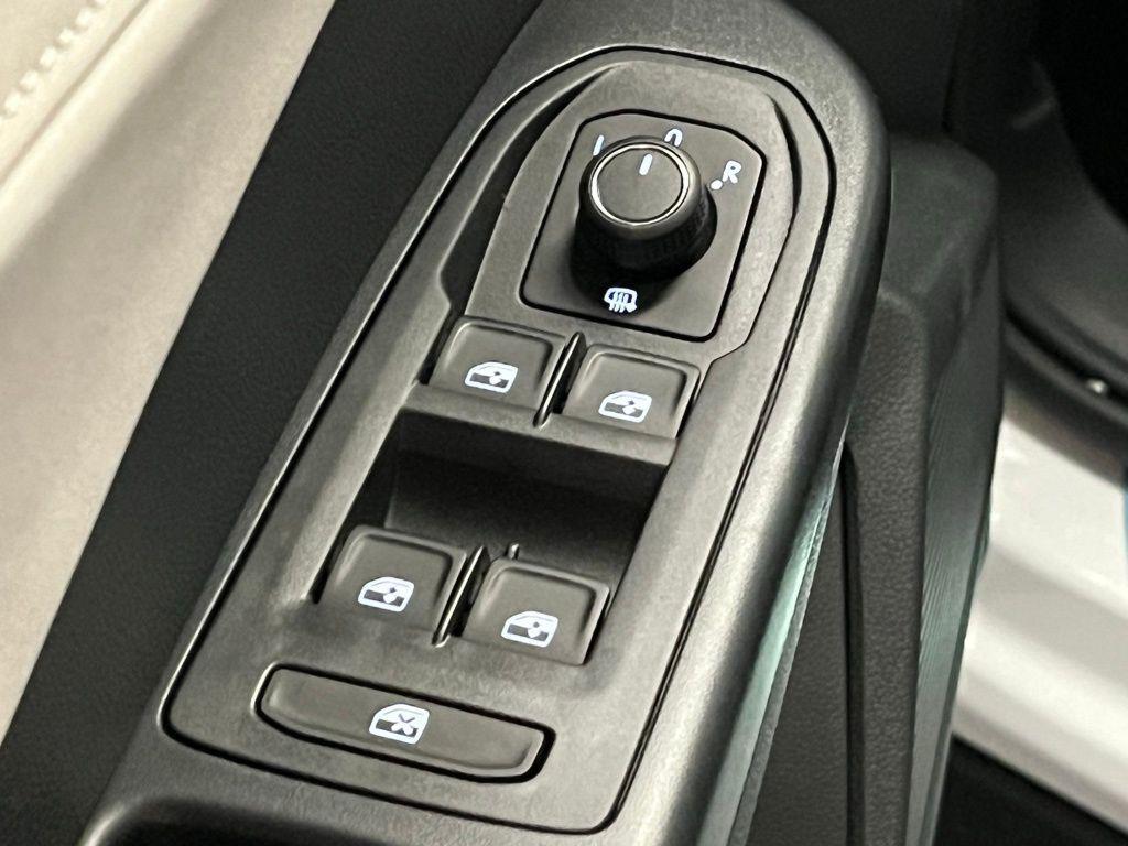 new 2026 Volkswagen Taos car, priced at $31,851