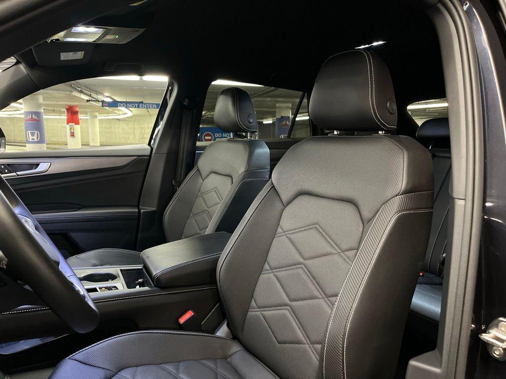 used 2025 Volkswagen Atlas Cross Sport car, priced at $33,913