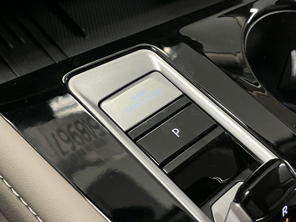 new 2026 Volkswagen Atlas car, priced at $46,395