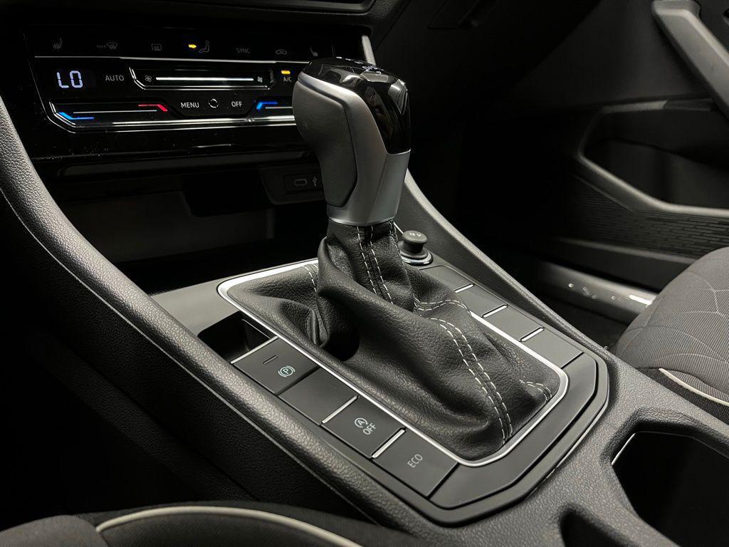 new 2025 Volkswagen Jetta car, priced at $22,024