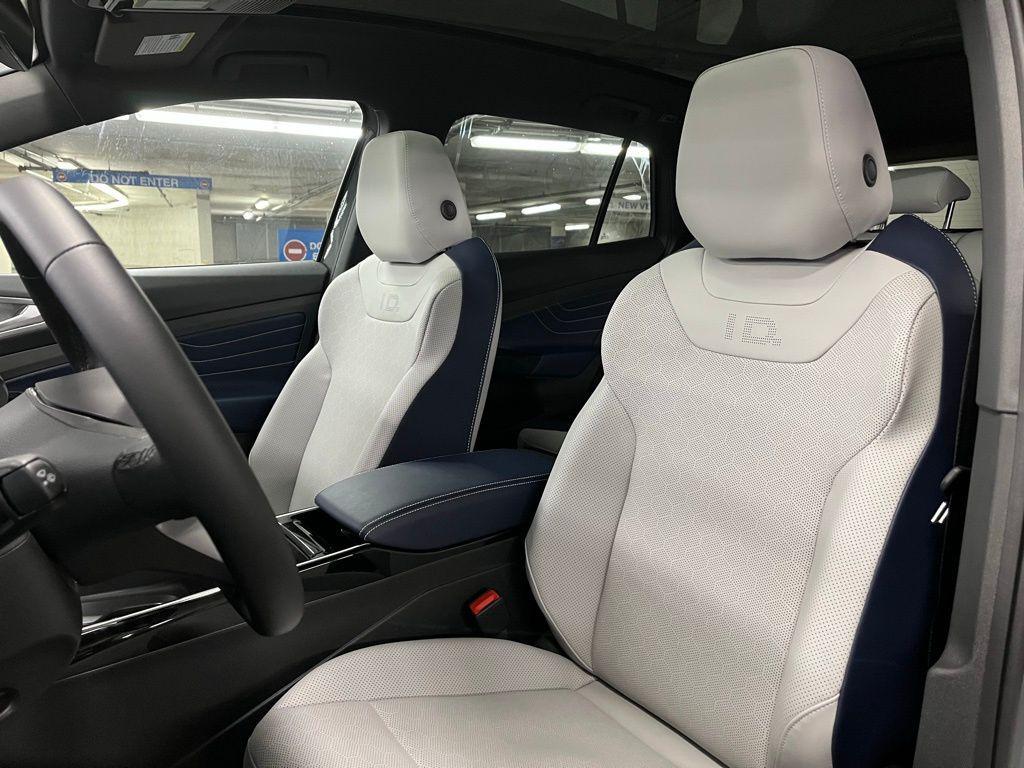 new 2025 Volkswagen ID.4 car, priced at $55,450