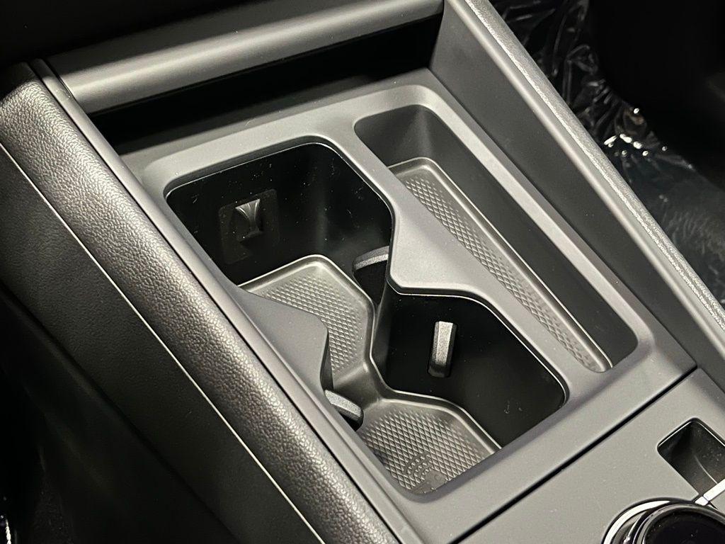 new 2025 Volkswagen Tiguan car, priced at $38,464