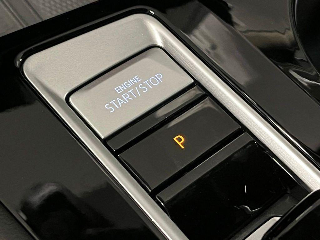 new 2026 Volkswagen Atlas car, priced at $52,530