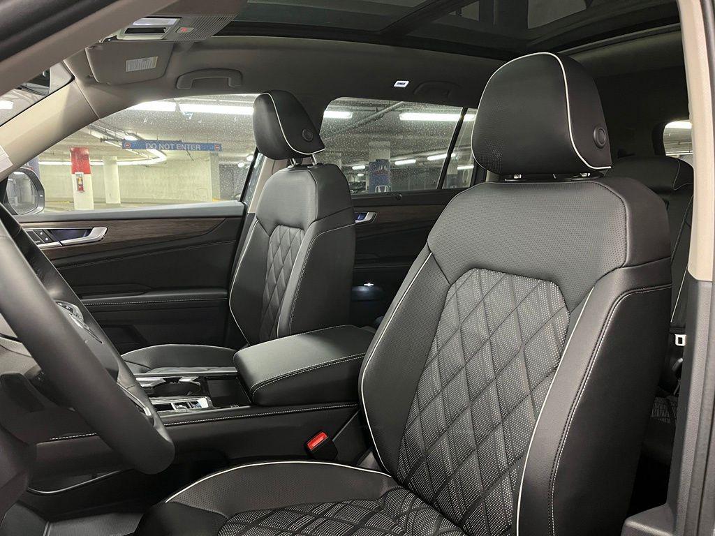 new 2026 Volkswagen Atlas car, priced at $52,530