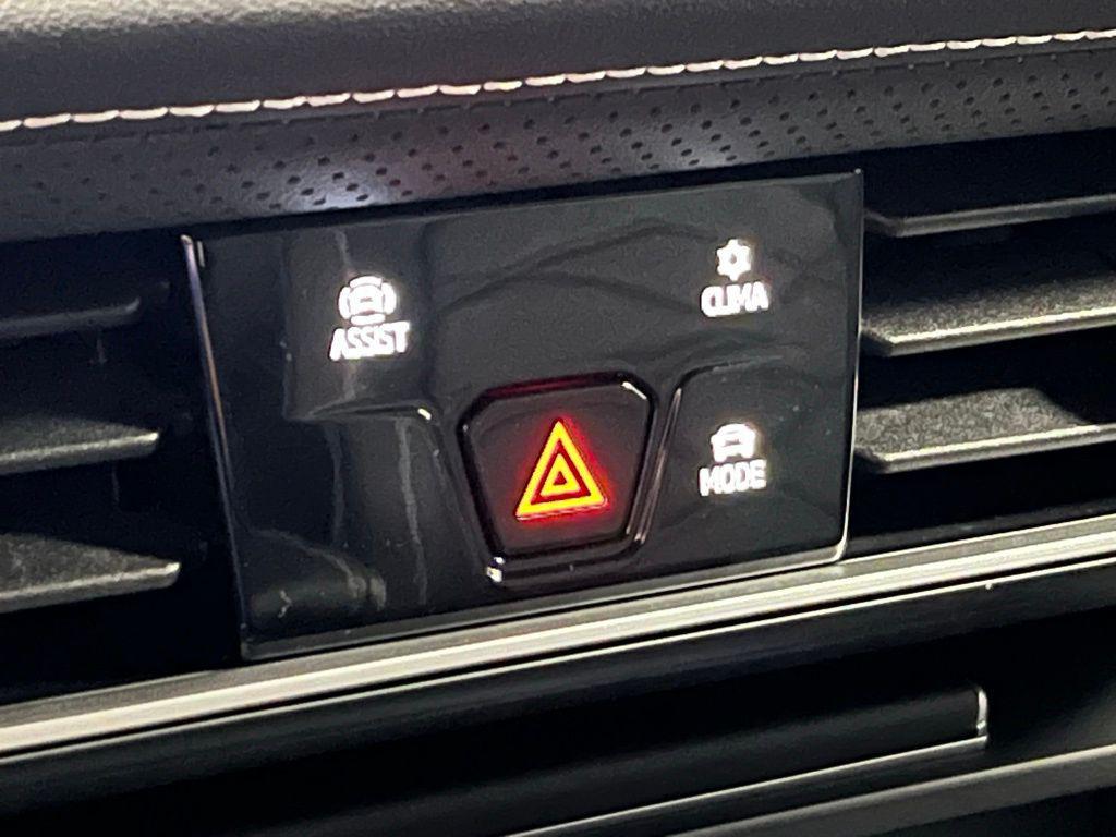 new 2026 Volkswagen Atlas Cross Sport car, priced at $43,021