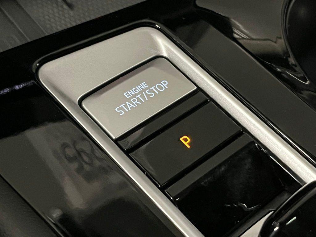 new 2026 Volkswagen Atlas car, priced at $46,663