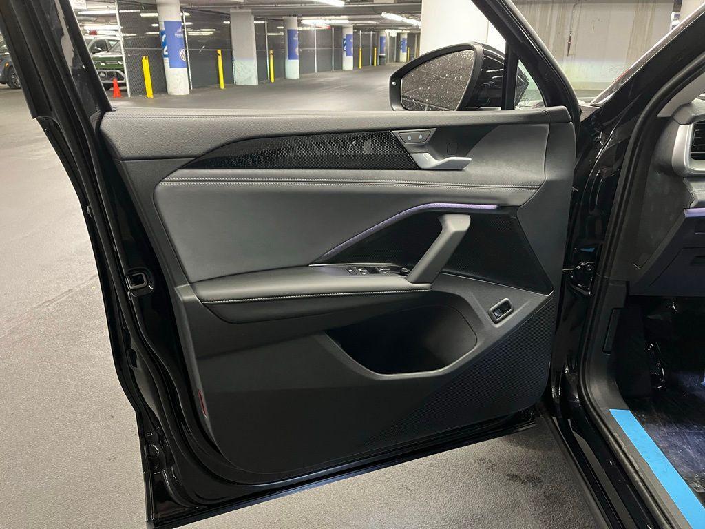 new 2026 Volkswagen Tiguan car, priced at $37,697