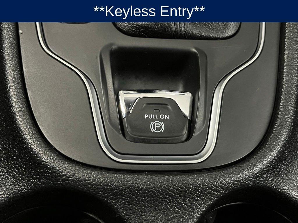 used 2022 Jeep Cherokee car, priced at $21,000