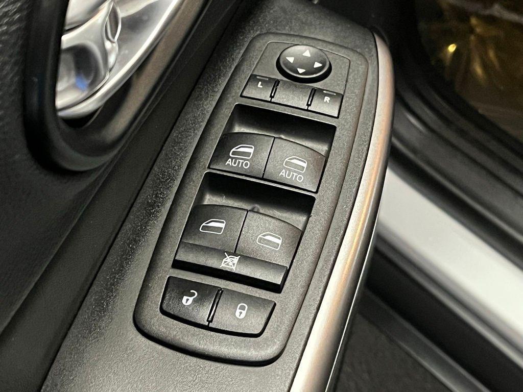 used 2022 Jeep Cherokee car, priced at $21,000