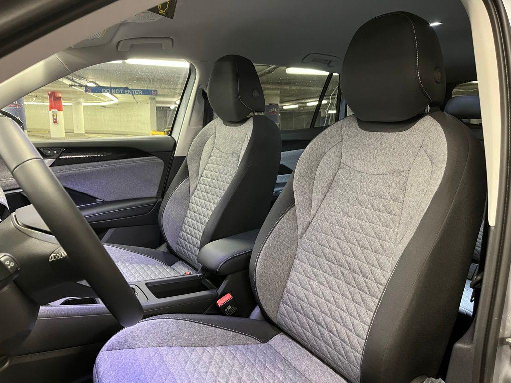 new 2026 Volkswagen Tiguan car, priced at $34,381