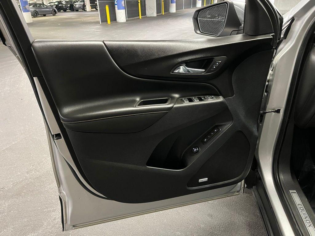 used 2021 Chevrolet Equinox car, priced at $18,000