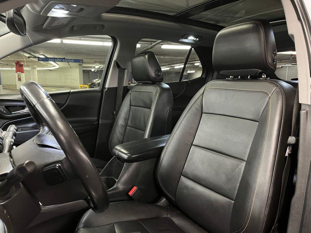 used 2021 Chevrolet Equinox car, priced at $18,000