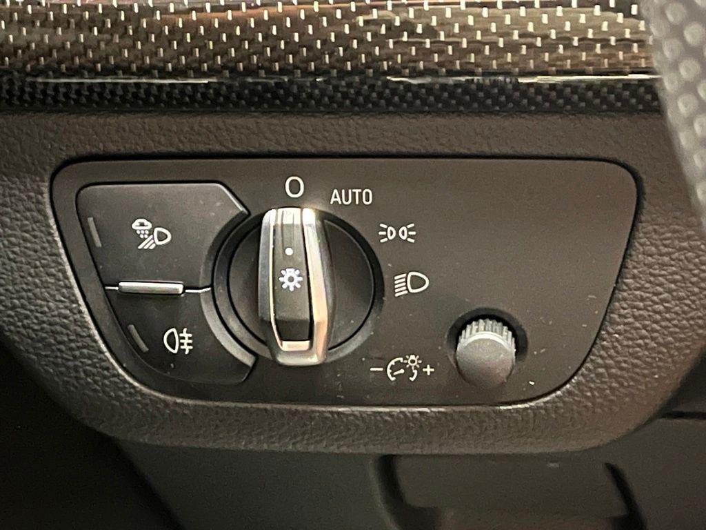 Audi SQ5 view 15