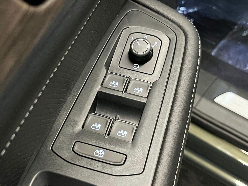 new 2026 Volkswagen Atlas car, priced at $57,478