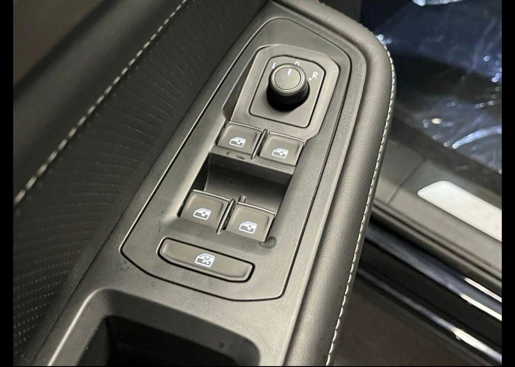 new 2026 Volkswagen Atlas car, priced at $53,052