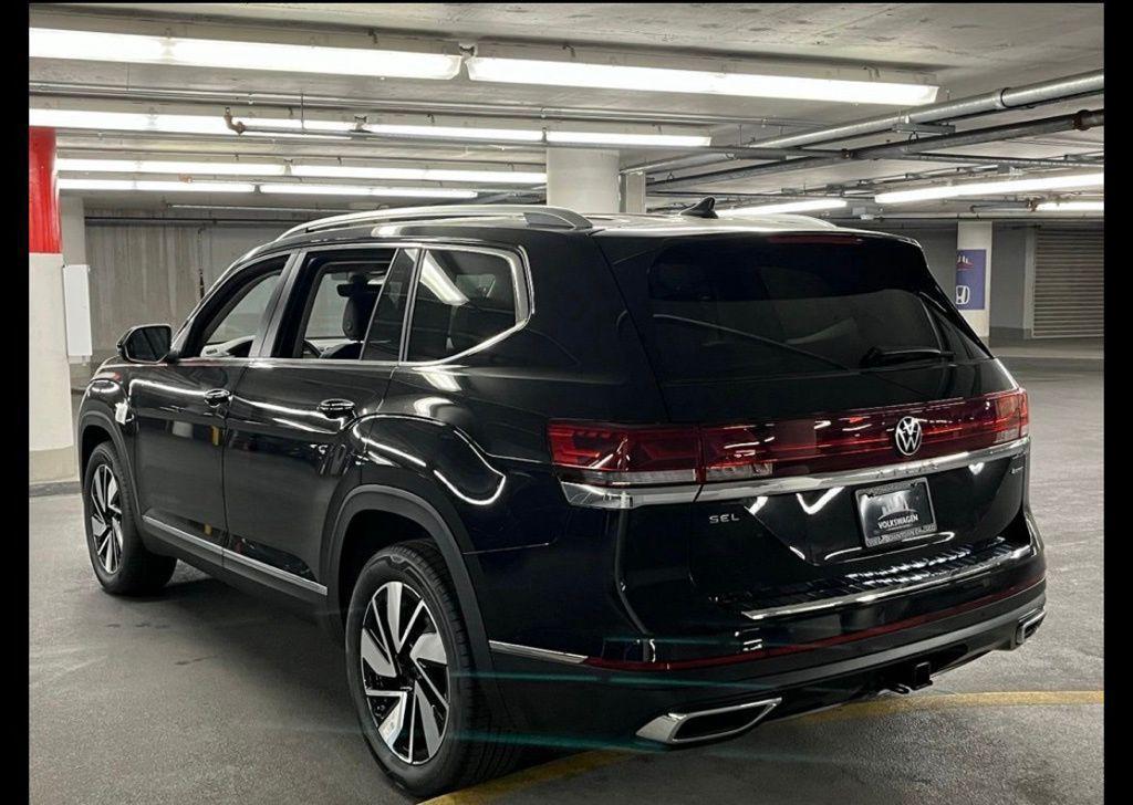 new 2026 Volkswagen Atlas car, priced at $53,052