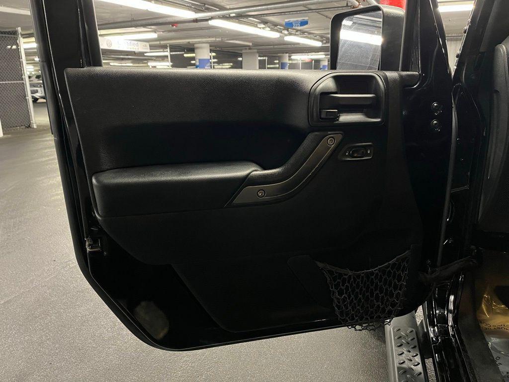 used 2015 Jeep Wrangler Unlimited car, priced at $12,912