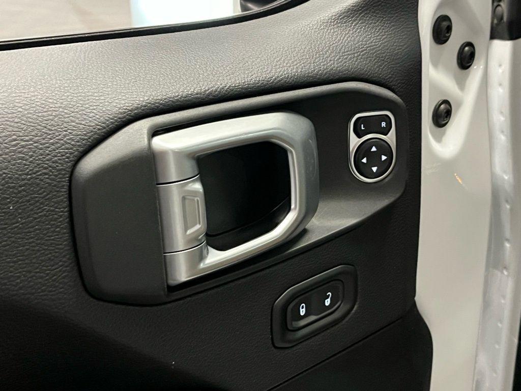 used 2020 Jeep Wrangler Unlimited car, priced at $28,250