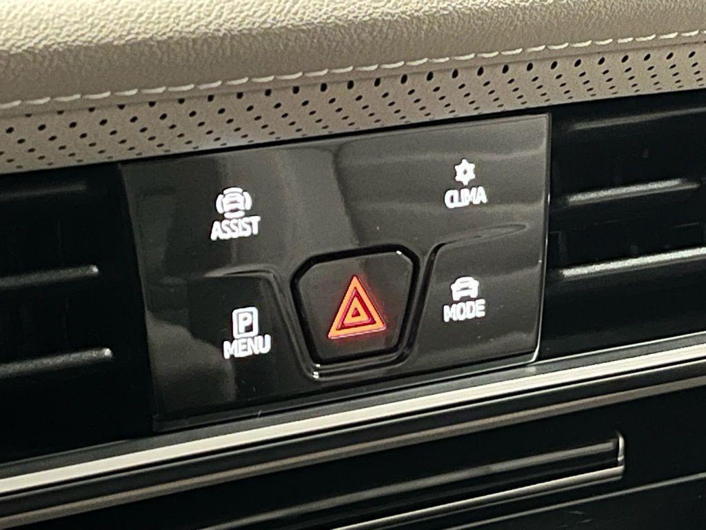 new 2026 Volkswagen Atlas car, priced at $50,531