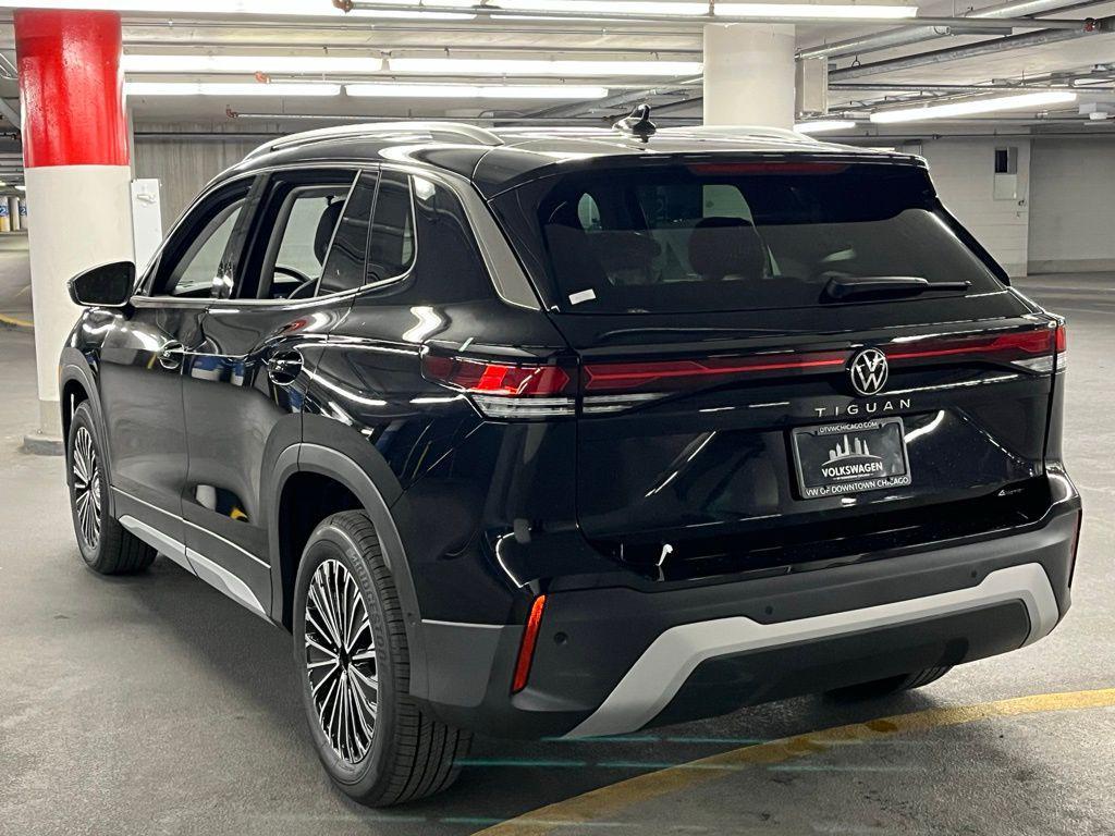 new 2026 Volkswagen Tiguan car, priced at $33,923