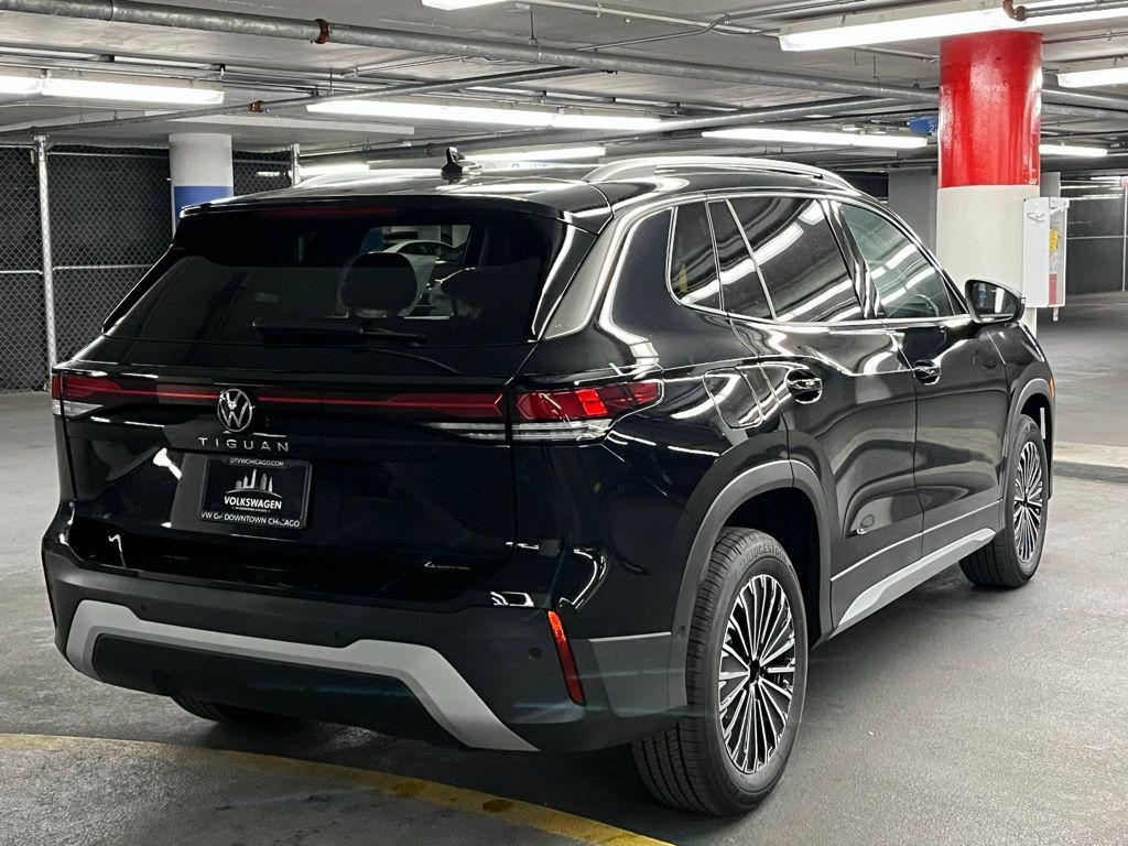 new 2026 Volkswagen Tiguan car, priced at $33,923