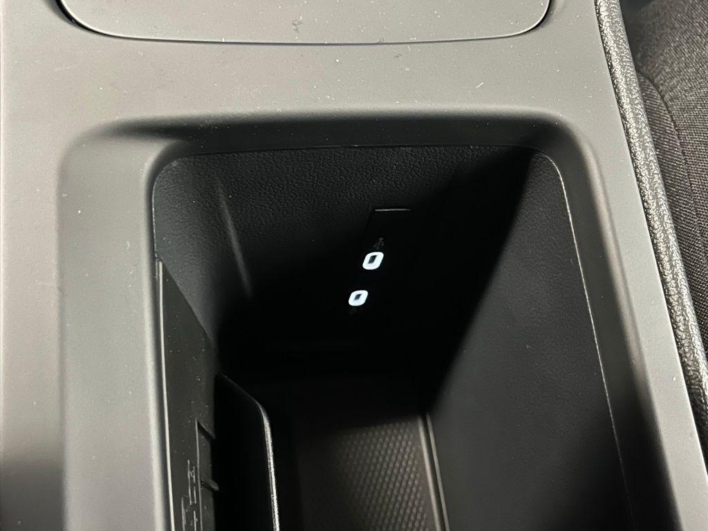 new 2026 Volkswagen Tiguan car, priced at $33,923