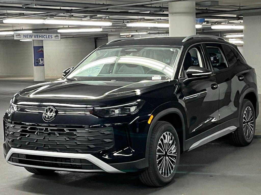 new 2026 Volkswagen Tiguan car, priced at $33,923