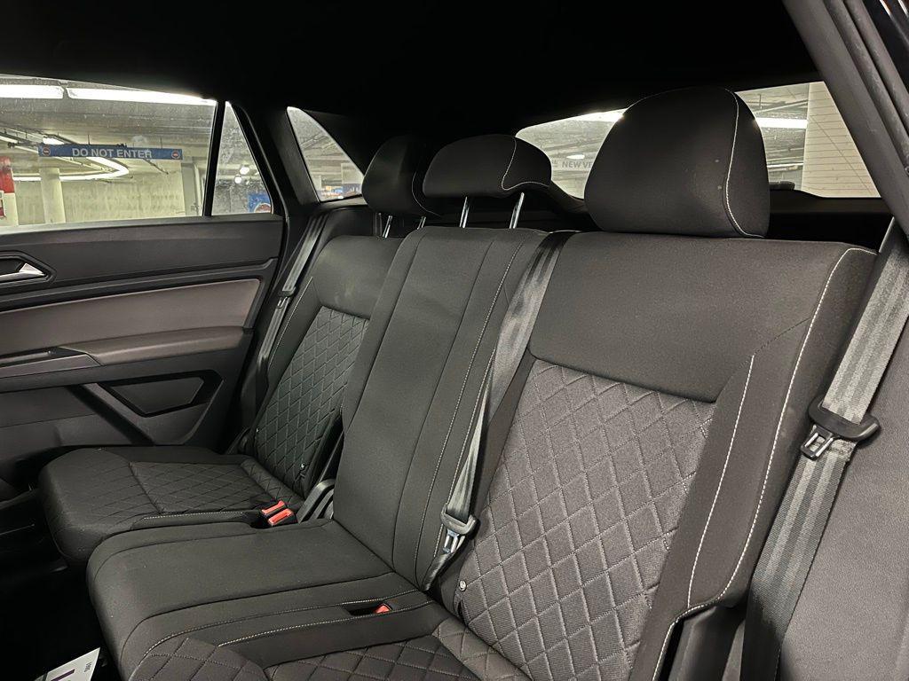 used 2021 Volkswagen Atlas Cross Sport car, priced at $16,500