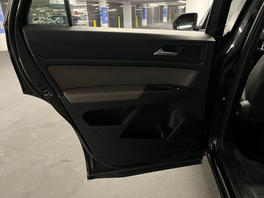 used 2021 Volkswagen Atlas Cross Sport car, priced at $16,500