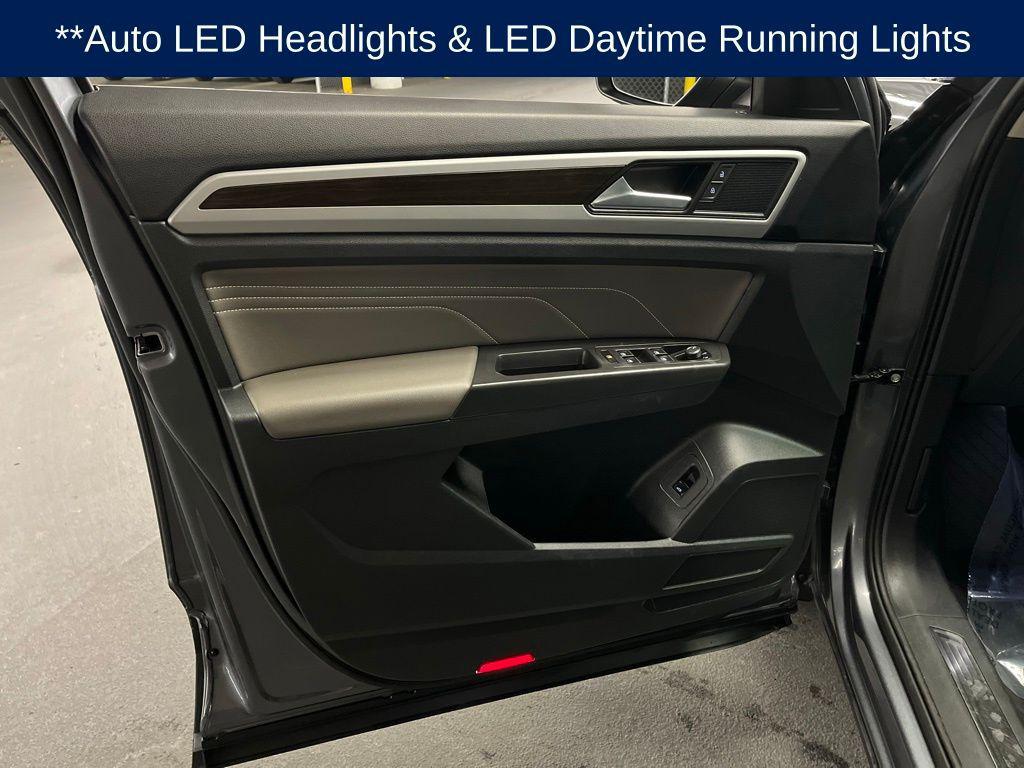 used 2023 Volkswagen Atlas car, priced at $28,000