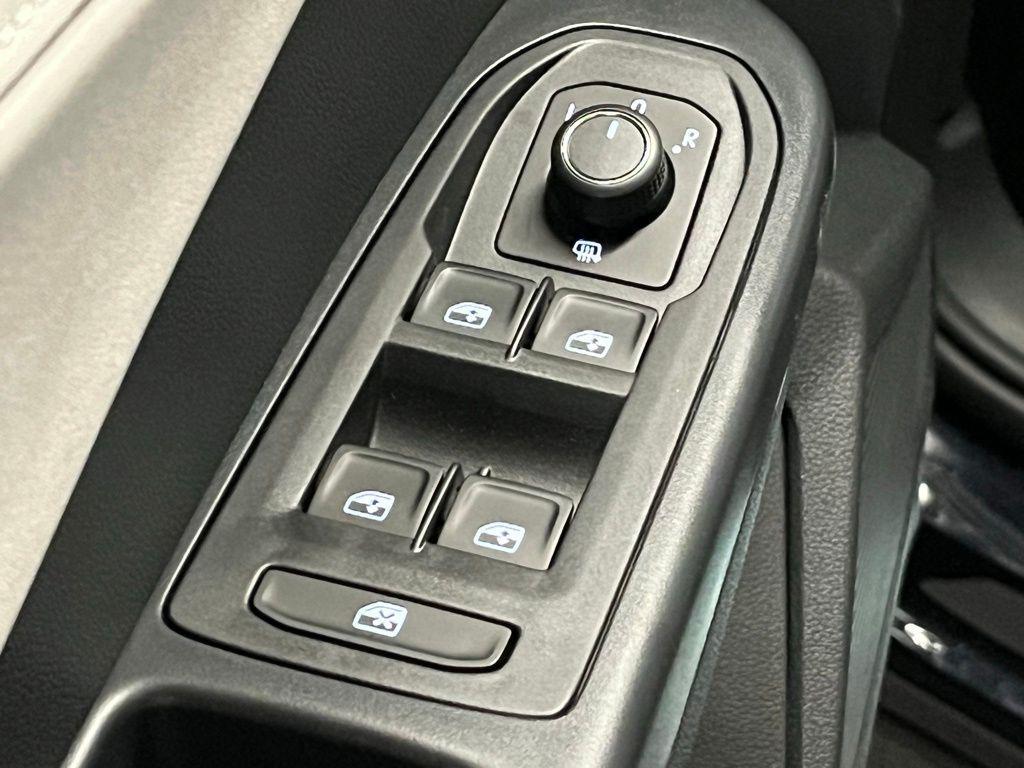new 2026 Volkswagen Taos car, priced at $32,585