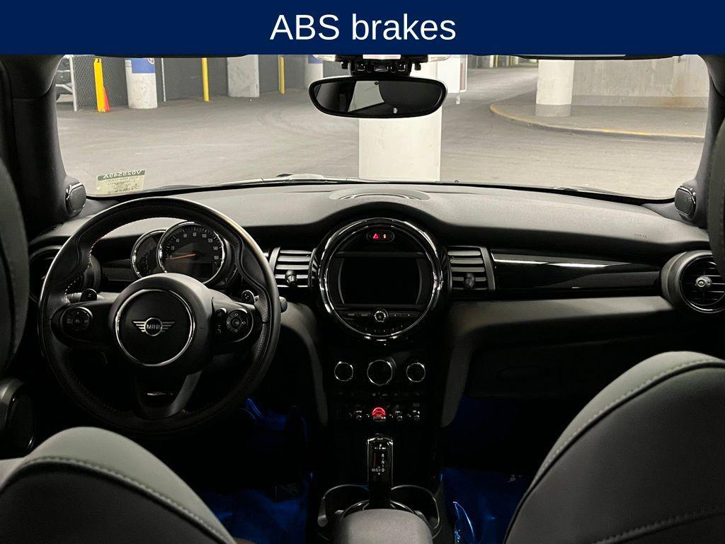 used 2021 MINI Hardtop car, priced at $21,000