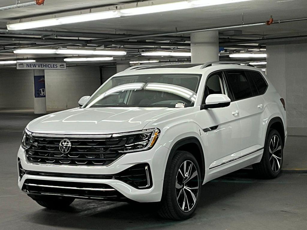 new 2026 Volkswagen Atlas car, priced at $55,792