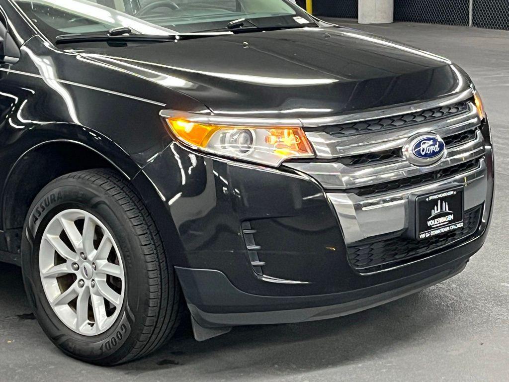 2013 Tuxedo Black Metallic Ford Edge