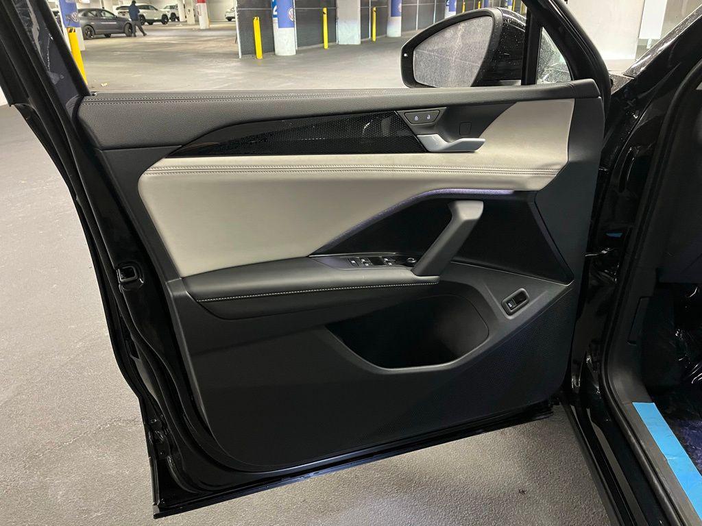 new 2026 Volkswagen Tiguan car, priced at $35,045