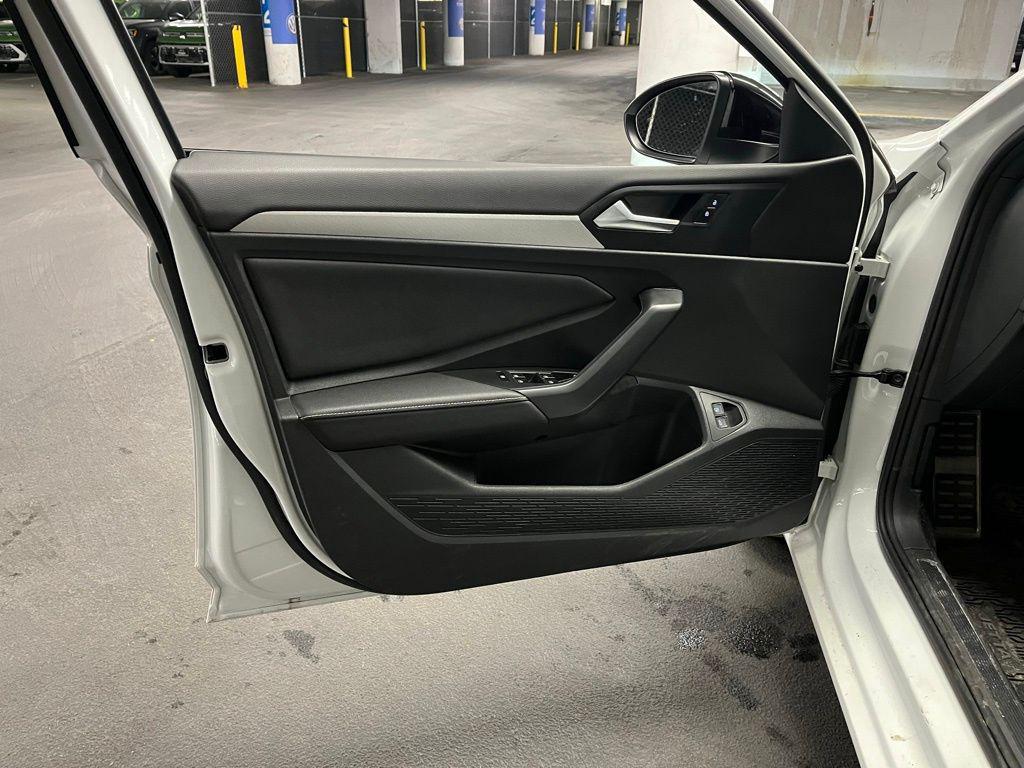 used 2024 Volkswagen Jetta car, priced at $18,500