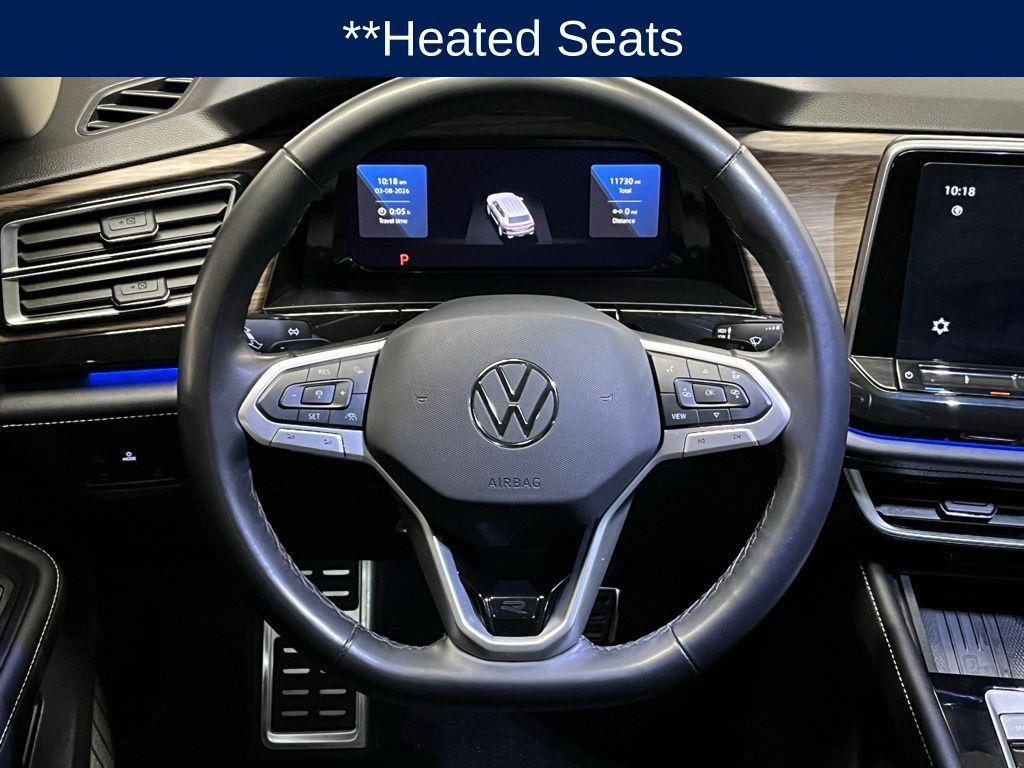 used 2025 Volkswagen Atlas car, priced at $44,912