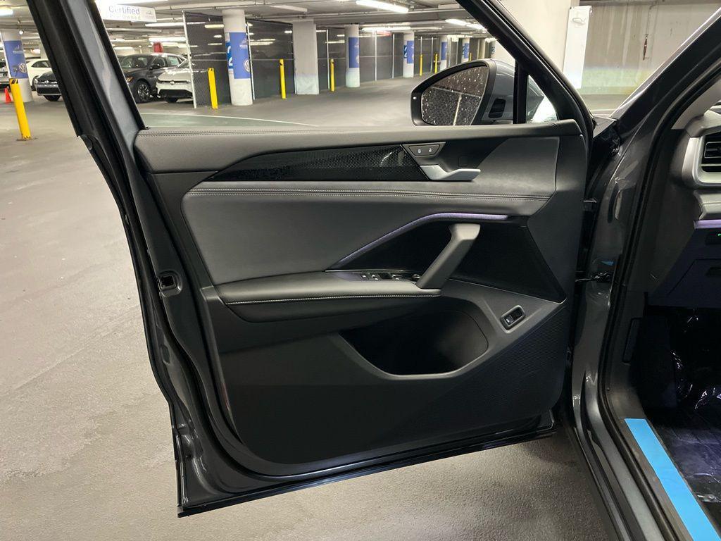 new 2026 Volkswagen Tiguan car, priced at $35,370