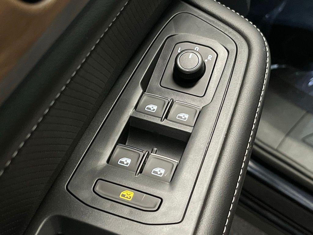 new 2026 Volkswagen Atlas car, priced at $48,993